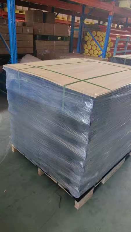 Roofing underlayment roll
